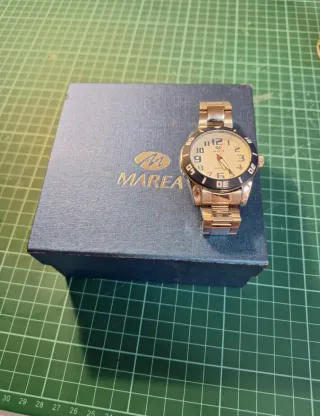 Reloj Marea Dorado y Blanco