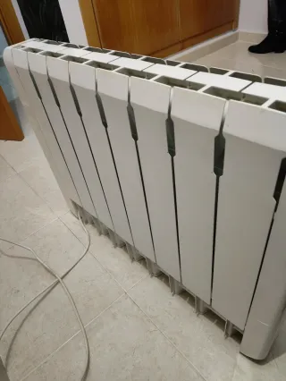 Radiador Emisor Térmico de Fluido Equation Plus