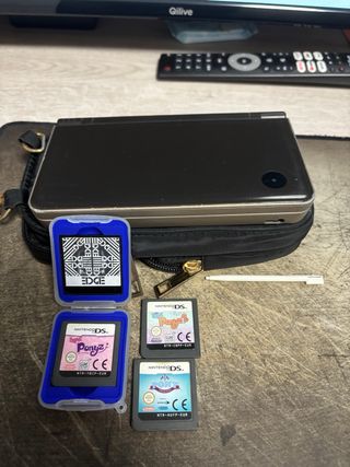 Nintendo DSi XL Bronce + 4 Giochi