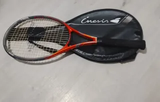 Raqueta de tenis Cinesis casi nueva