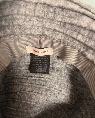 Cappello in lana Coccinelle grigio