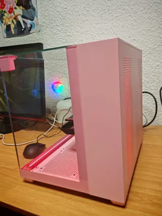 PC Gamer Rosa con RGB