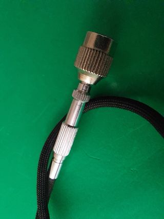 Cable disparador universal con adaptador