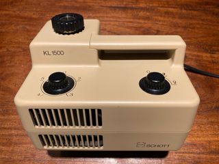 Iluminador microscopio Fibra Óptica Schott KL1500