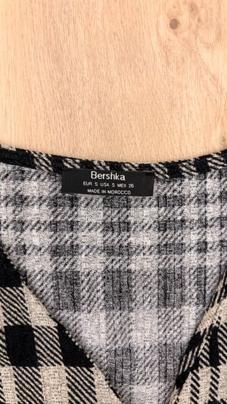 Vestido cuadros Bershka Talla S