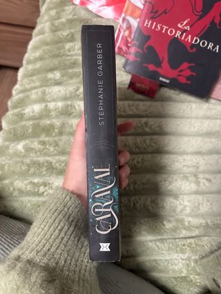 Caraval (Recuerda Que Solo Es Una Juego, 1) (Sp...