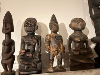 Lote 4 Tallas Africanas Madera