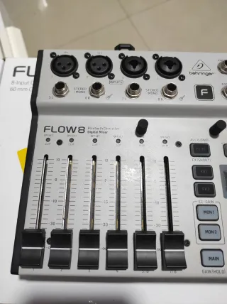 Mesa Digital Behringer FLOW 8