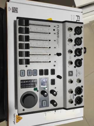 Mesa Digital Behringer FLOW 8