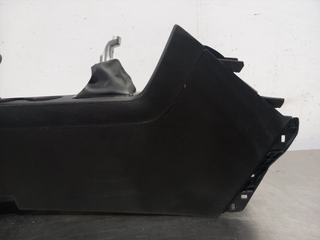 APOYABRAZOS CENTRAL KIA SPORTAGE (QL) G4FD