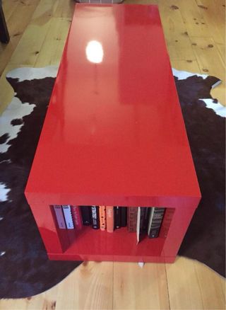 Mesa de centro IKEA LACK roja