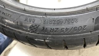 Neumático Michelin Pilot Sport4 205 45 ZR17