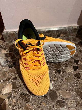 Zapatillas Nike Free Rn Naranjas