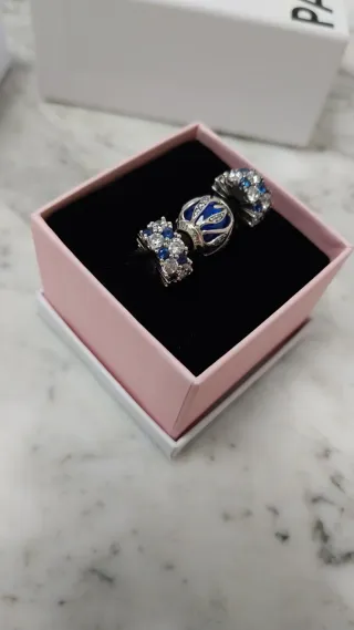 Lote Pandora. 2 Clip Pave y Charm Árbol de la Vida