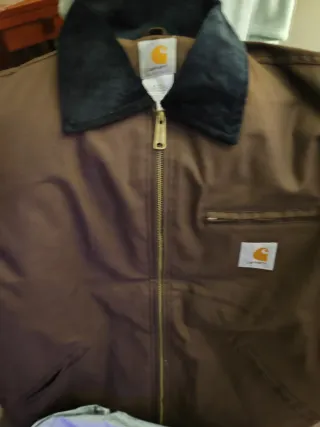 Chaqueta Carhartt Detroit Marrón