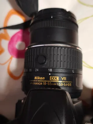 Cámara Nikon D3300 + Accesorios