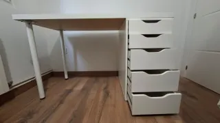 Armario, cama y escritorio a estrenar