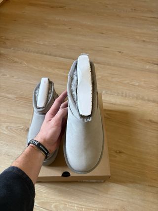 UGG Classic Ultra Mini Platform Boot Seal 41 EU