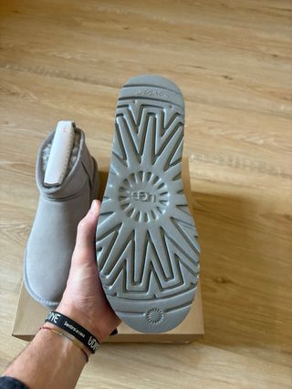 UGG Classic Ultra Mini Platform Boot Seal 41 EU