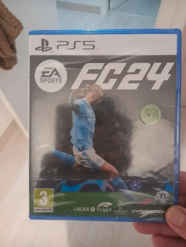 FC 24 PS5 EA Sports Está nuevo con su precinto