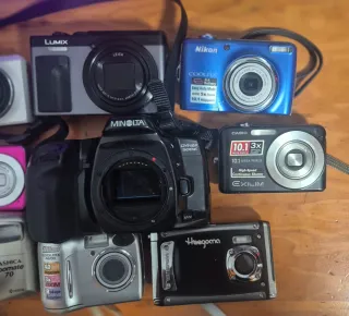 Lote de Cámaras Digitales y Electrónica