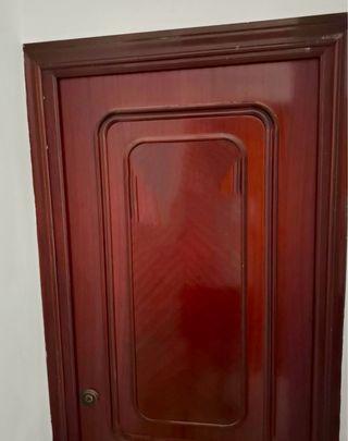 Portón blindado madera