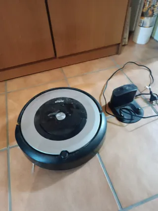 Robot Aspirador Roomba E5