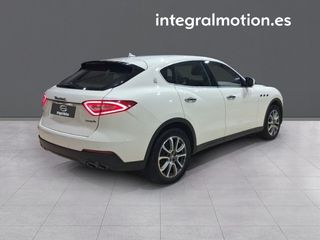 Maserati Levante V6 275 HP D AWD