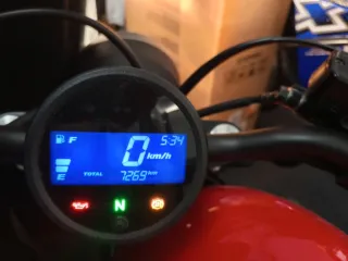 Honda Rebel CMX500A Custom Roja