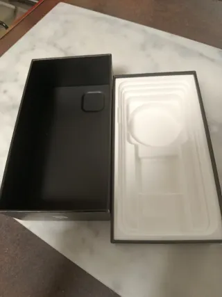 Caja iPhone 11 Pro Max