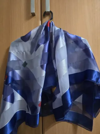 Lote 3 pañuelos estampados . 2,80 EUROS