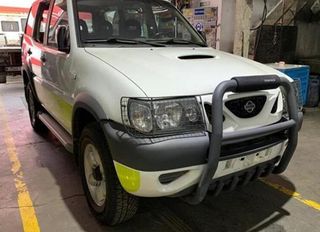 Centralita cierre 28551 9f905 nissan terrano 42895