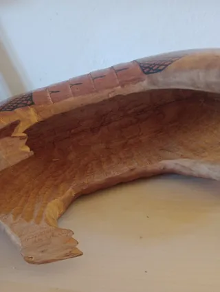 Scultura armadillo in legno