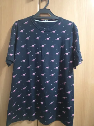 Camiseta dinosaurios rosa negra hombre.T-XL. 2,30