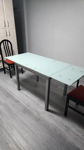 Mesa de cocina cristal y metal