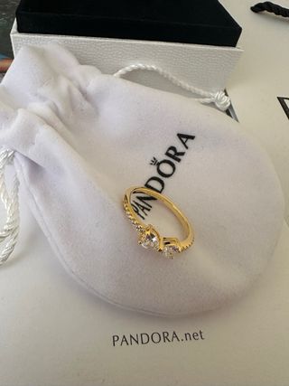 Anillo Pandora Lazo Dorado