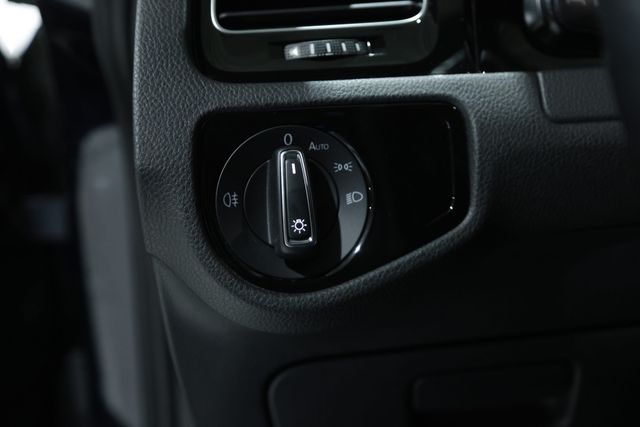 Volkswagen Golf R Blue Atlantic 310cv 2018