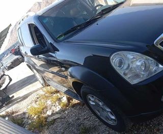 Aletín delantero izquierdo ssangyong rexton 460041