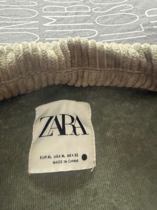 Chaqueta Zara borrego verde talla xl