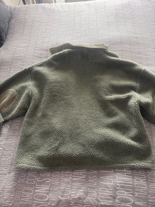 Chaqueta Zara borrego verde talla xl