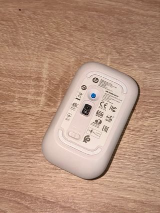Ratón inalámbrico HP blanco