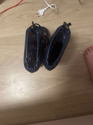 Botas de agua azules con corazones