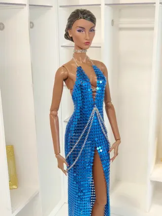Vestido largo azul Fashion Royalty