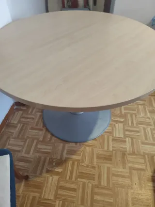 Mesa redonda madera y metal