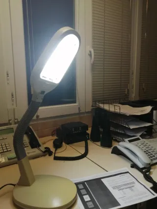 Flexo de estudio beige