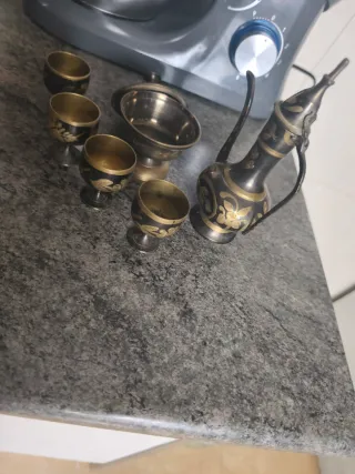 Objetos antiguas de cobre