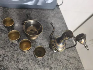 Objetos antiguas de cobre