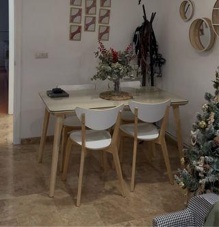 Conjunto mesa madera + 4 sillas + cristal a medida