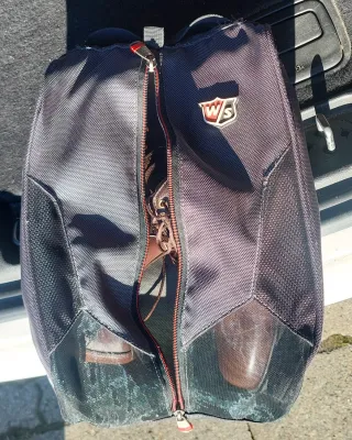 Scarpe 42 golf Callaway e custodia Wilson Staff