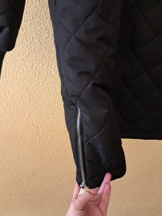 Abrigo acolchado Vero Moda negro